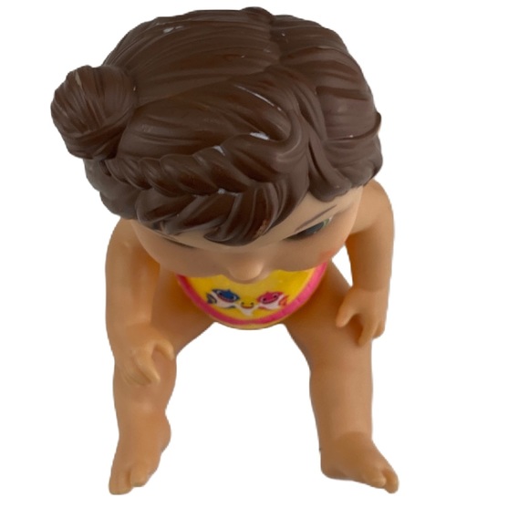 Hasbro Baby Alive Baby Shark Doll Brown Hair Green Eyes  (Doll only) - Picture 6 of 17